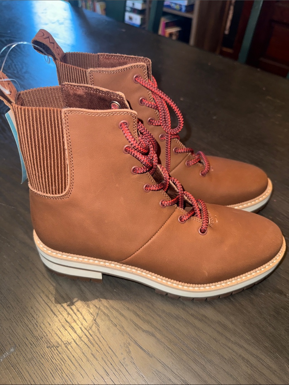 Size 7.5 Toms Frankie Boot